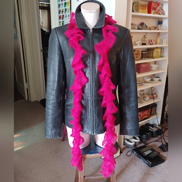 Pink Ruffle Scarf - Picture 4 of 6